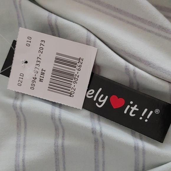 Absolutely ❤️ It!! Midi Dress Size M Juniors - Picture 4 of 5